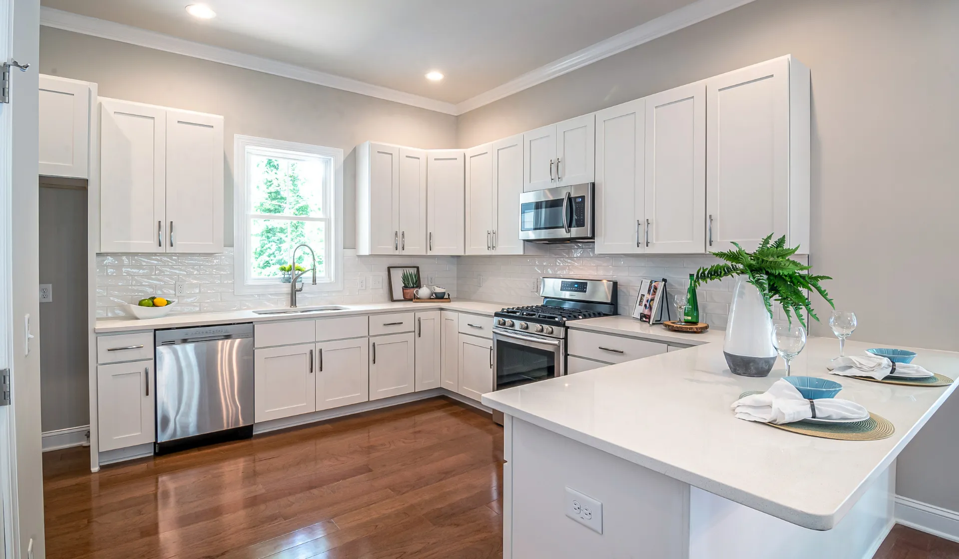 Kitchen and cabinetry project context — cabinet showroom marketing and lead generation work supported by LeadGulls